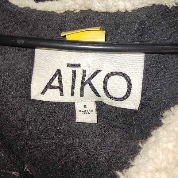 Anthropology ATKO Woman's Faux Shearling Hooded Jacket Size Small - Picture 5 of 5